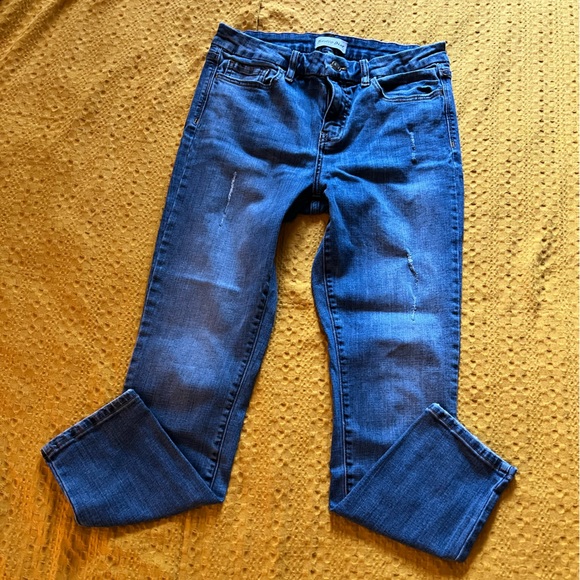 Studio Blue Cropped Distressed Jeans sz 29 - Picture 6 of 6